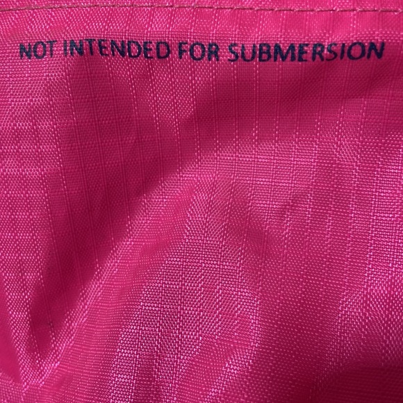 Gecko Brands Waterproof Beach, Pool or Boating Backpack Bag. 24” X 13.5” - Picture 7 of 10